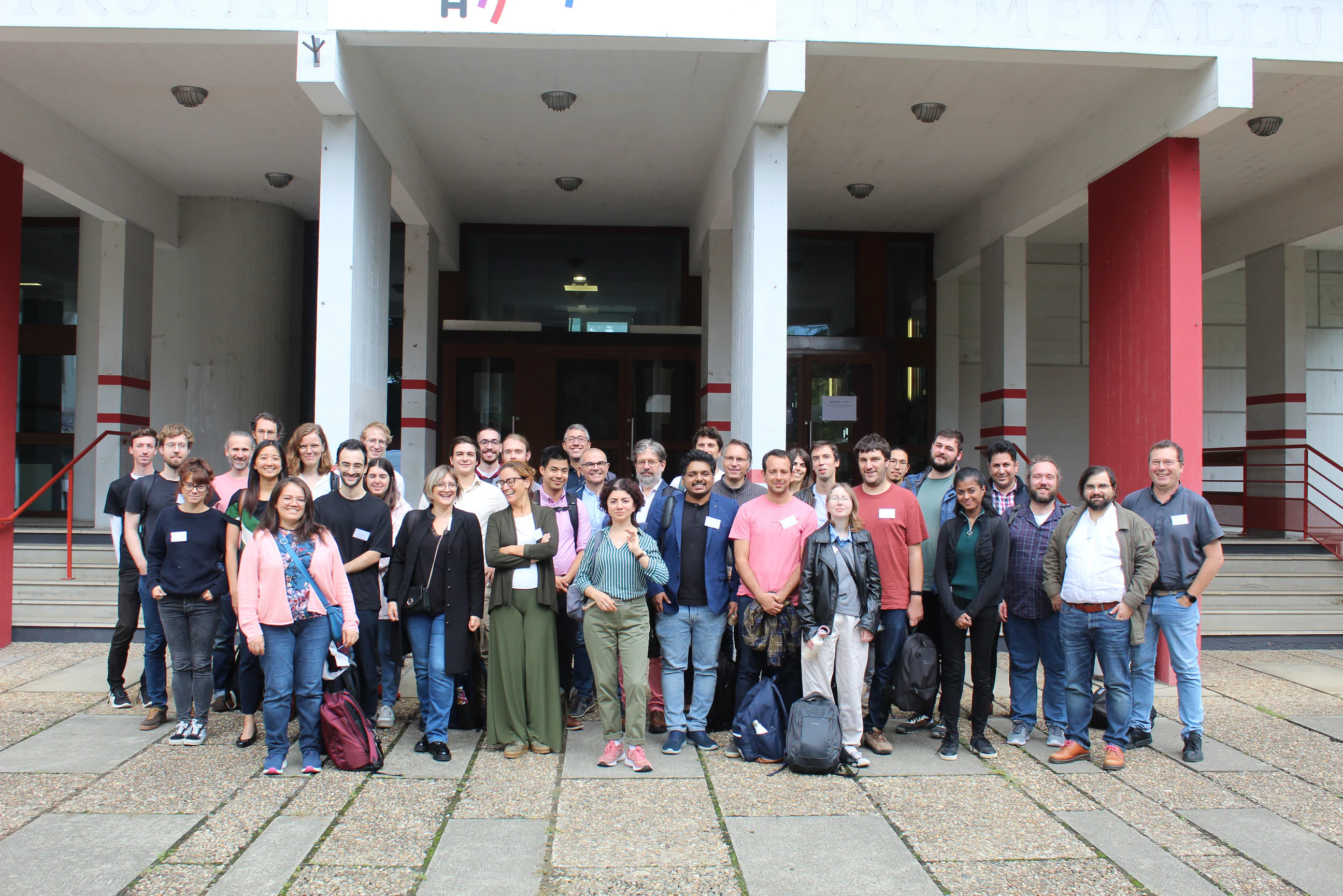 Group photo of the participants